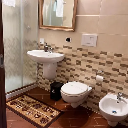 Airport Rooms - Bari Exterior photo