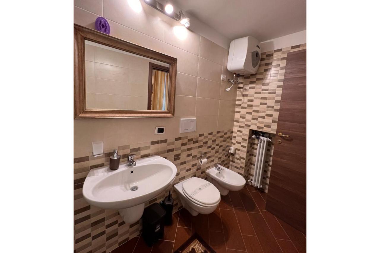 Habitación en casa particular Airport - Bari